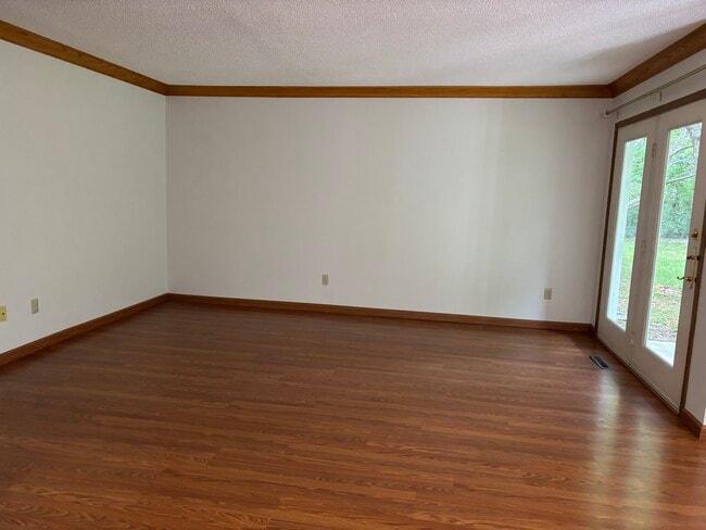 Spacious Living room - 3563 Blue Jay Way