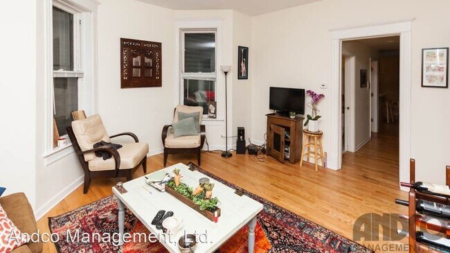 Foto del edificio - 3046 N Clifton Ave