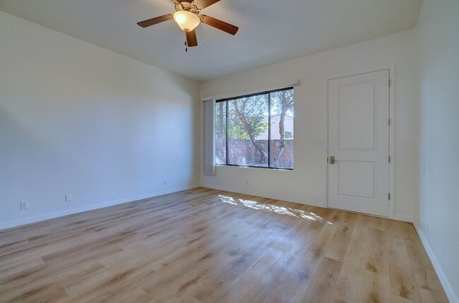 Interior Photo - Riverside Suites