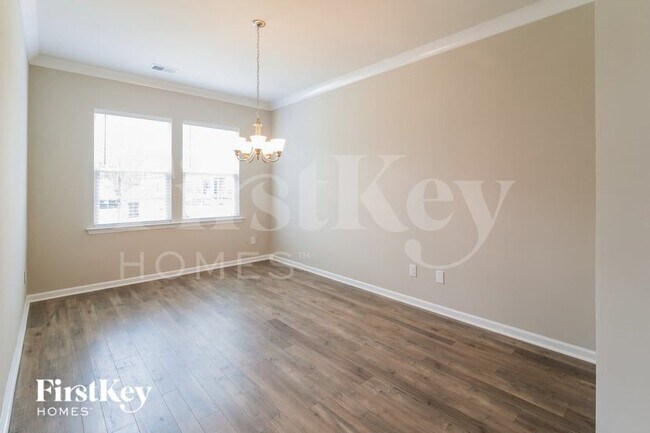 Foto del edificio - 144 Daniels Creek Cir