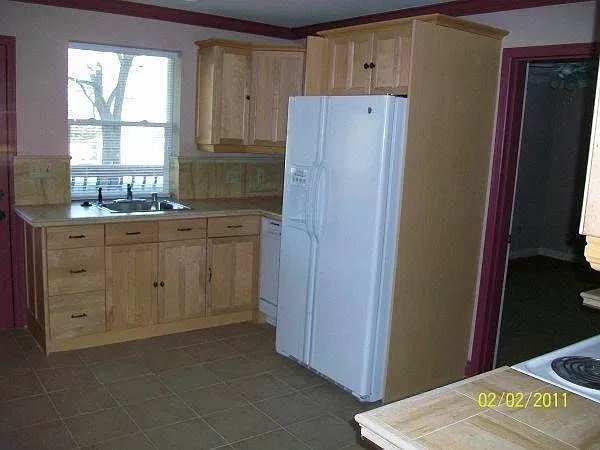 Building Photo - 3608 NE 44th St