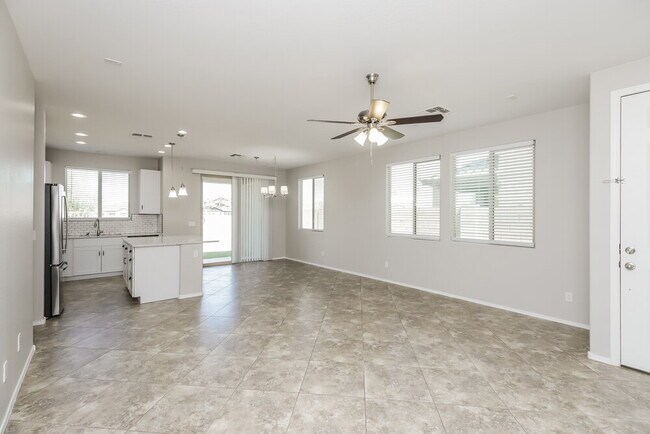 Building Photo - 21140 E Cherrywood Dr