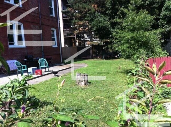 Foto del edificio - Allston 3 Bed Available now
