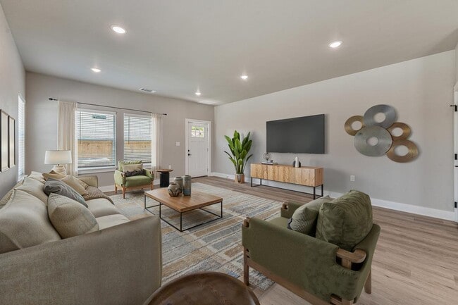 Building Photo - Tarleton Walk