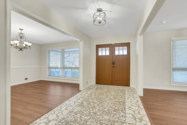 Building Photo - 1939 Cedar Canyon Dr NE