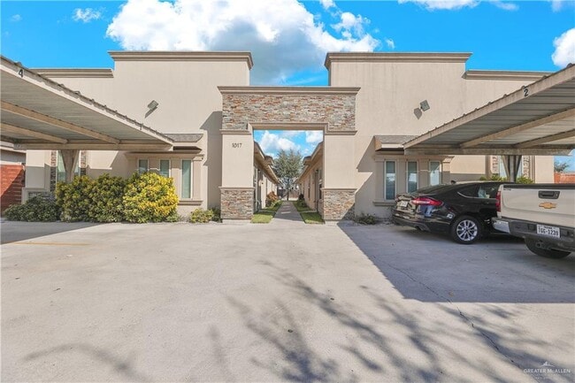 Foto del edificio - 18 Myrtle Beach Ave