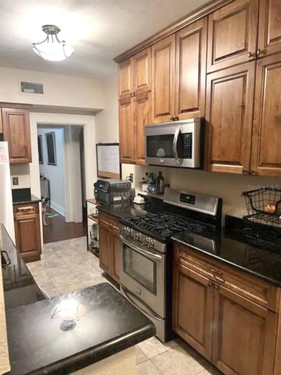 Building Photo - 3001 3rd Ave N