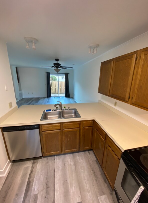 Kitchen - 1701 41st St
