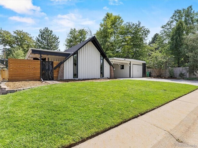 Building Photo - Iconic mid-century A-Frame home in Denver!