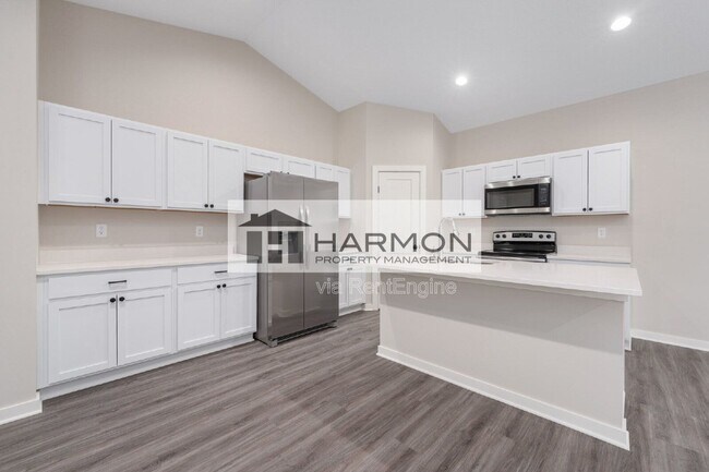 Foto del edificio - 3306 W 9th St N