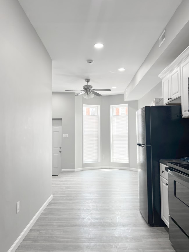 living room - 1806 Appleton St