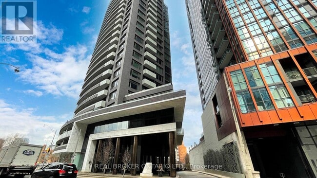 Building Photo - 88 Davenport Rd