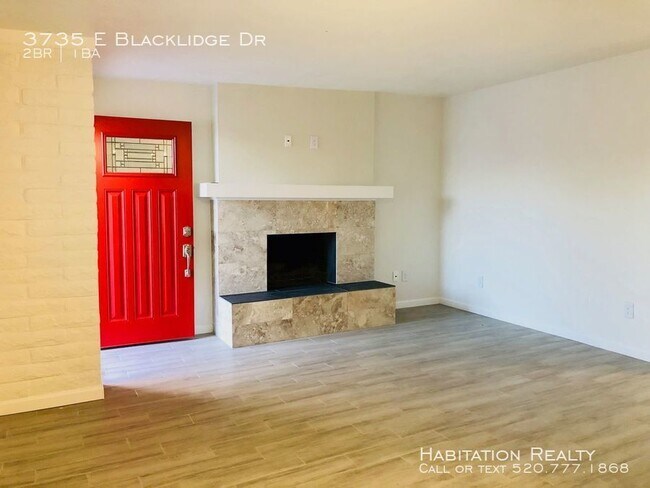 Foto del edificio - 3735 E Blacklidge Dr