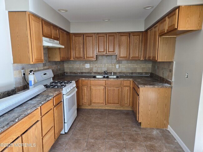 Foto del edificio - 121 Governors Rd