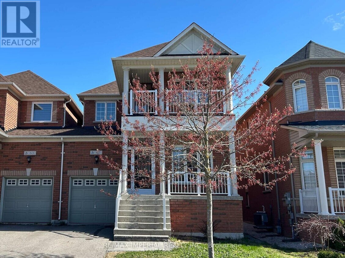 Primary Photo - 61 Lebovic Dr