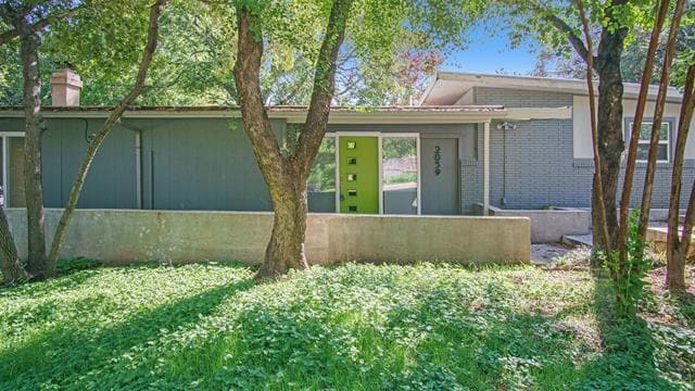 Building Photo - 2059 Dorothy Ln