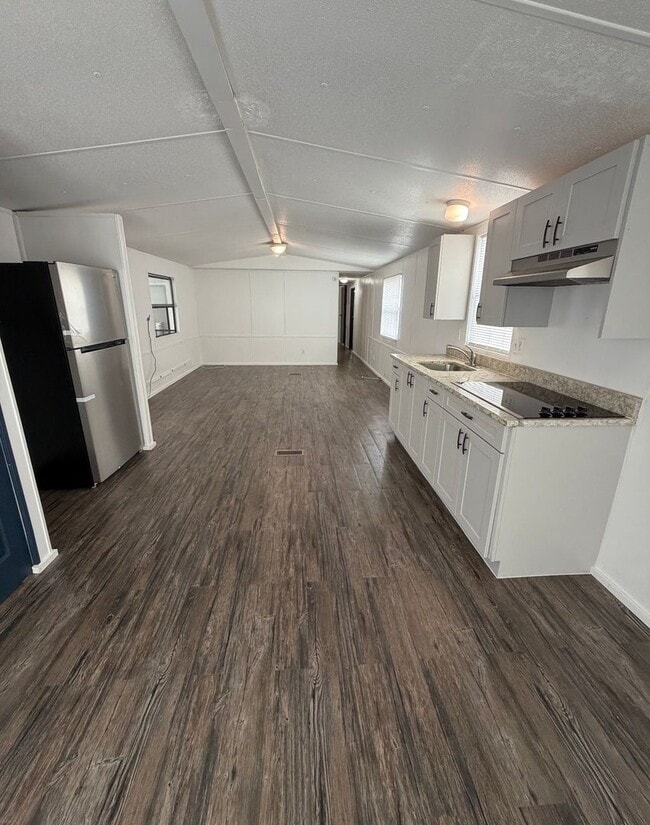 Building Photo - 54 Sunset Cir