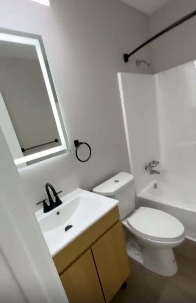 One Bedroom - Trakas Avenue