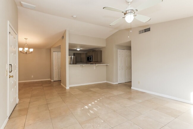 Foto del edificio - 2007 N Villas Ln