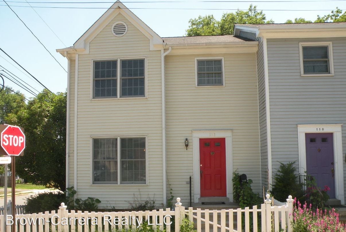 Primary Photo - 112 Church St NE