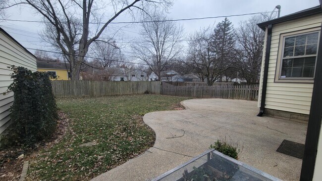 Building Photo - 5348 Crittenden Ave