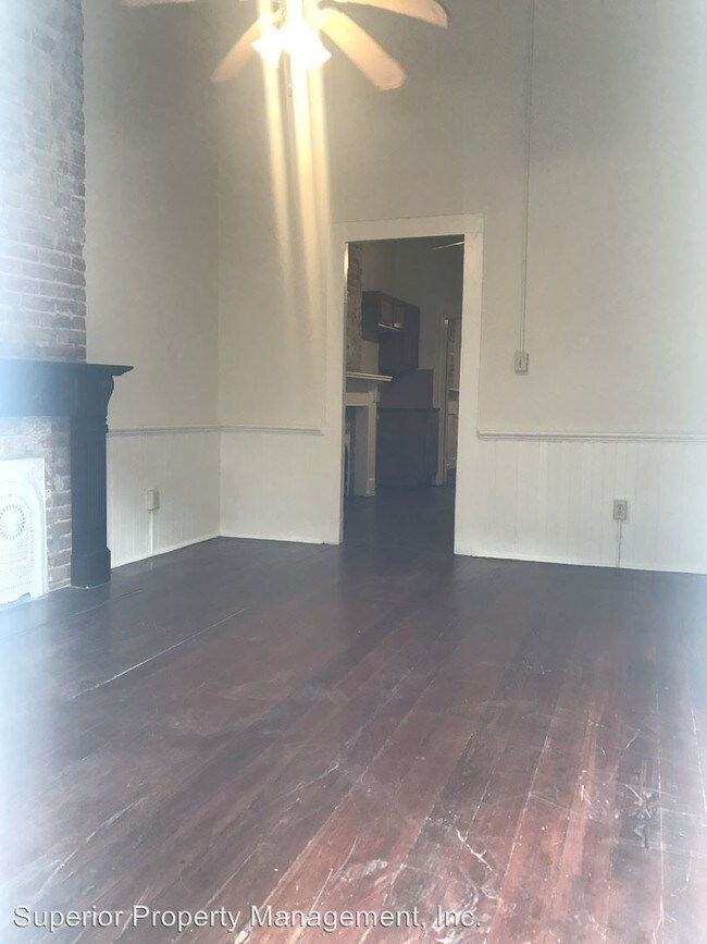 Building Photo - 4535 Tchoupitoulas St