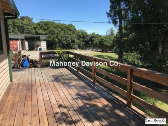 Building Photo - 1590 Eucalyptus Rd