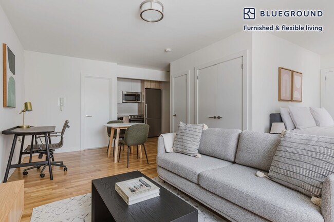 Foto del edificio - 434 W 19th St