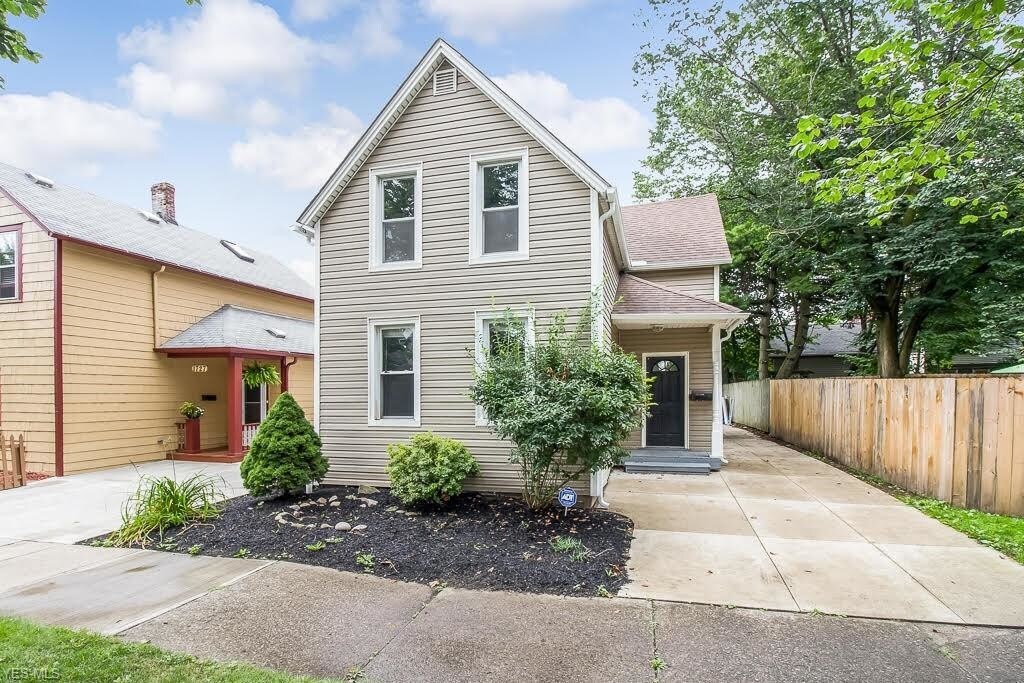 Primary Photo - 1735 Randall Rd