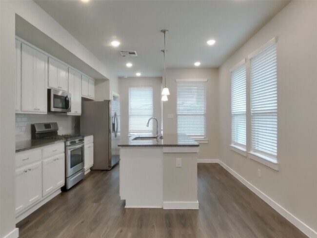Building Photo - 5163 Klein Orchard Dr
