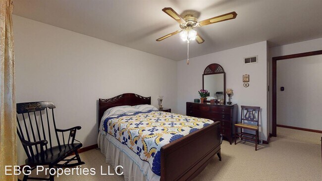 Building Photo - 4 br, 2.5 bath House - 450 Slate Run Rd