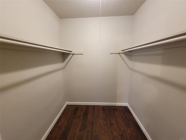 Foto del edificio - 3439 Malabar Rd