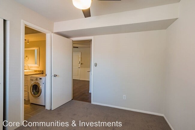 Building Photo - 645 E 200 S