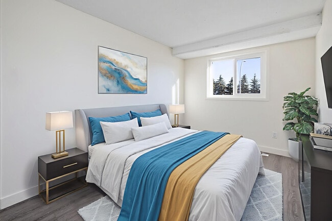 Building Photo - Point West Townhouses