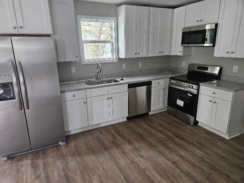 Primary Photo - 2420 Elmwood Ave