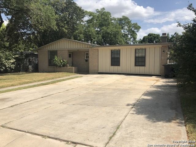Building Photo - 414 SENOVA DR