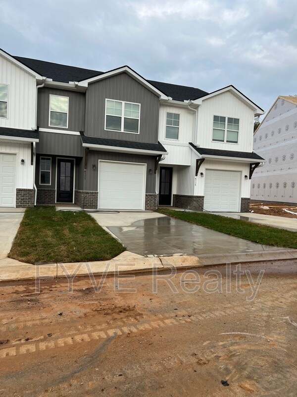 Building Photo - 4111 Surprise Vly Wy