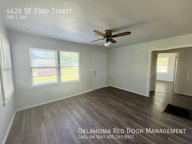 Foto del edificio - 4620 SE 23rd St