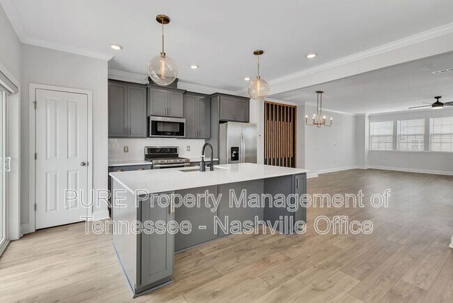 Building Photo - 4201 Camdale Dr