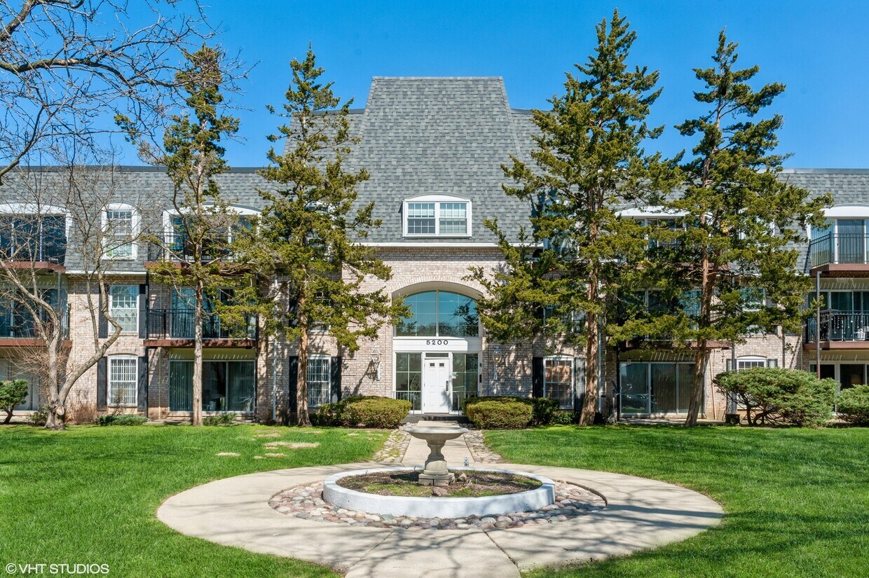 5200 Carriageway Dr Unit 109, Rolling Meadows, IL 60008 Condo for