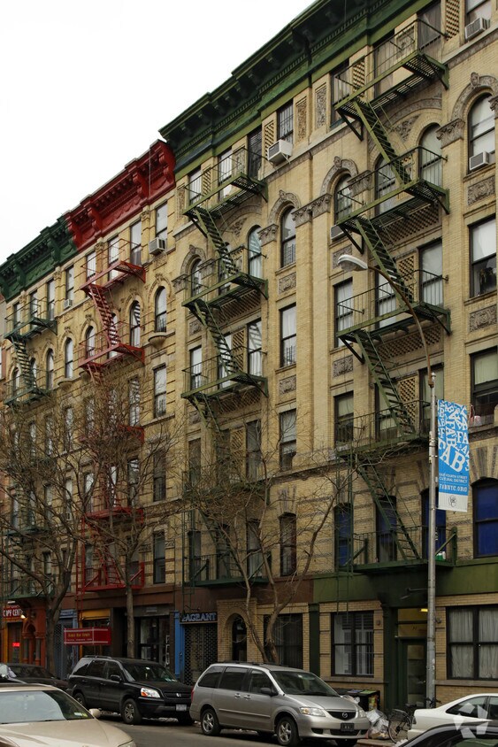 Building Photo - 69 E 4th St