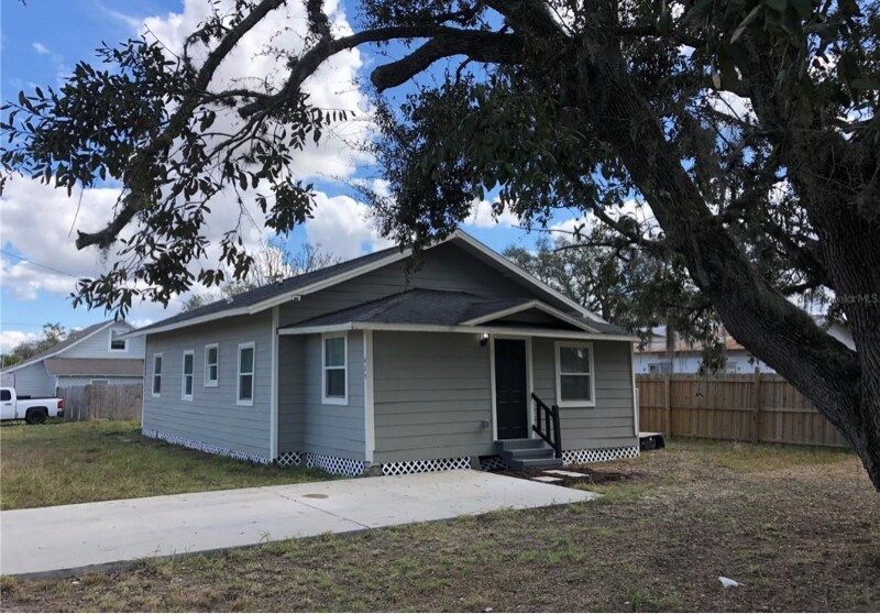 Foto principal - 425 E Gunter St