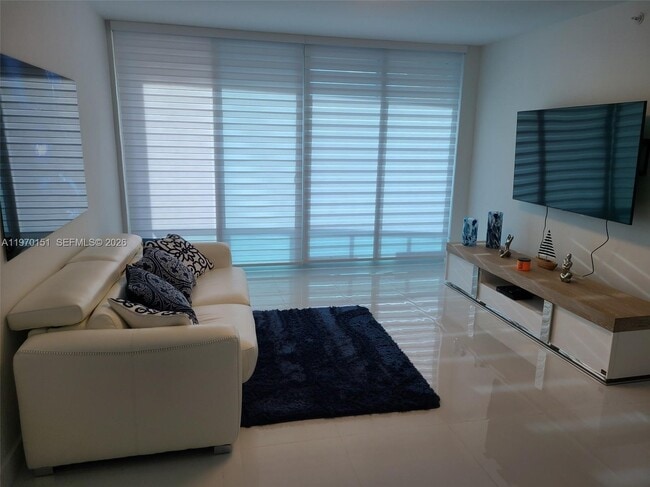 Foto del edificio - 2501 S Ocean Dr