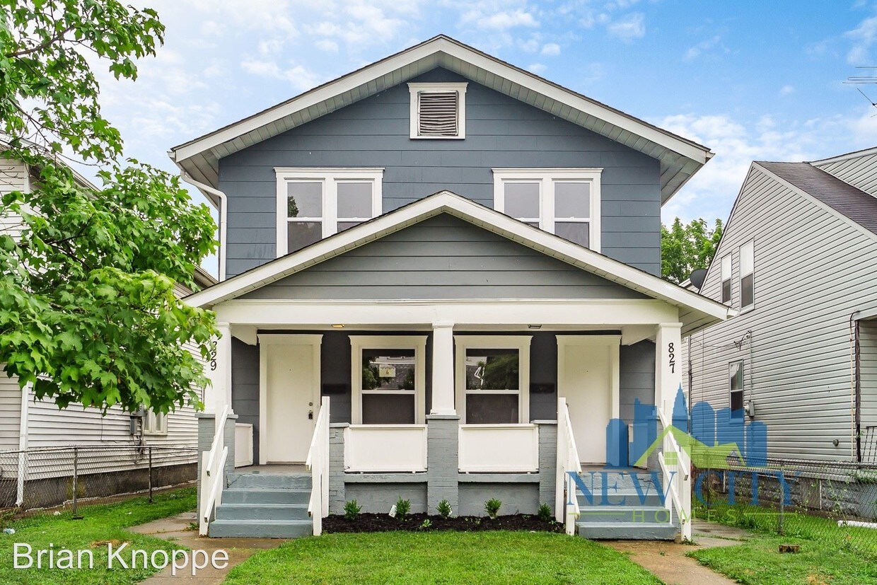 Primary Photo - 827-829 Gibbard Ave