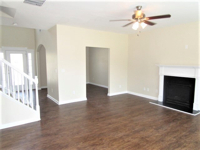 Building Photo - 1151 Lexus Court