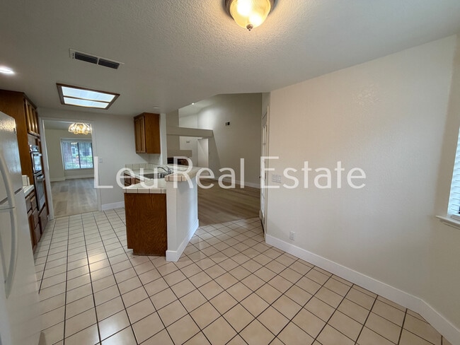 Building Photo - 167 Stonington Way