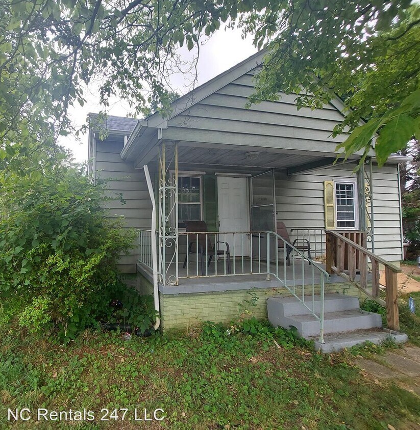 3 br, 1 bath House 2408 Yanceyville Street House for Rent in