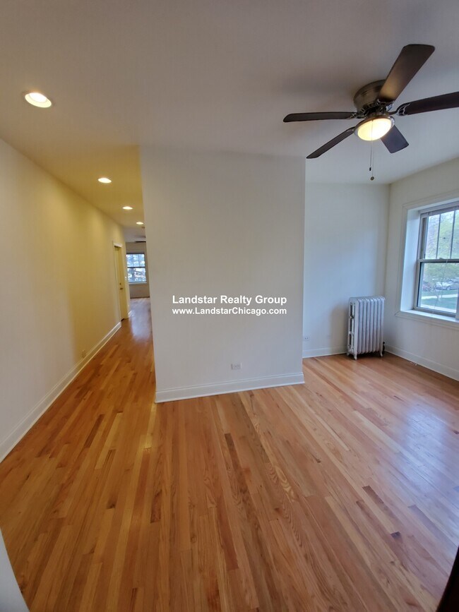 Foto del edificio - 4871 N Washtenaw Ave