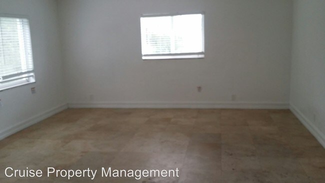 Building Photo - 3007 N Andrews Ave