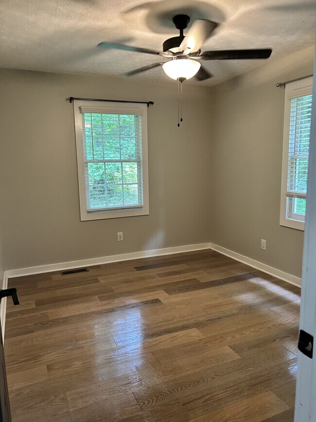 Dormitorio n.º 1 - 12411 New Bowling Green Rd